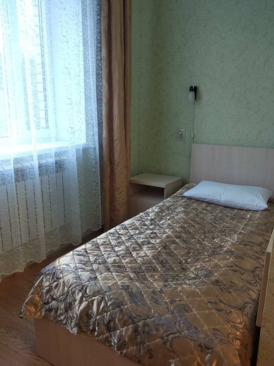 1-местный номер стандарт (с завтраком)
